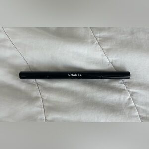 Chanel dual ended eyeshadow brush